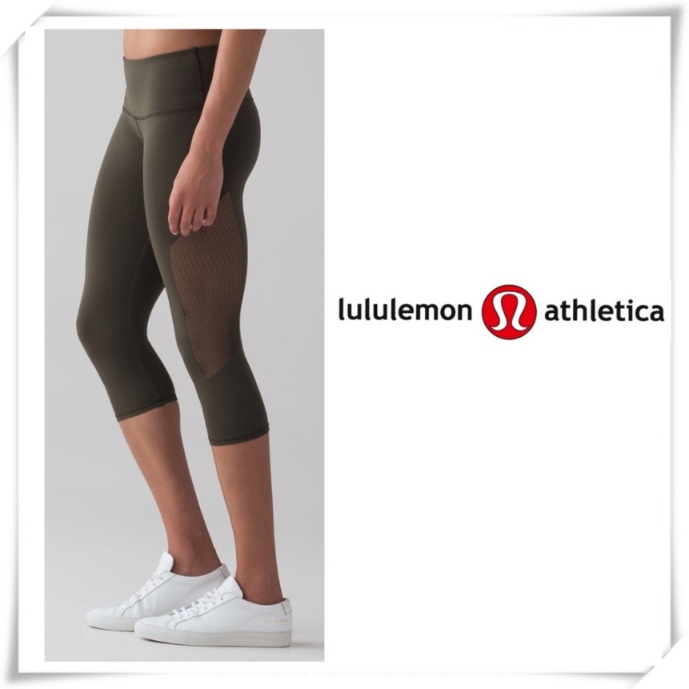 Lululemon size 8 Reveal Green Crop pants